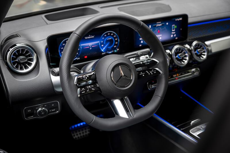 Mercedes EQA ed EQB, guarda la gallery 1