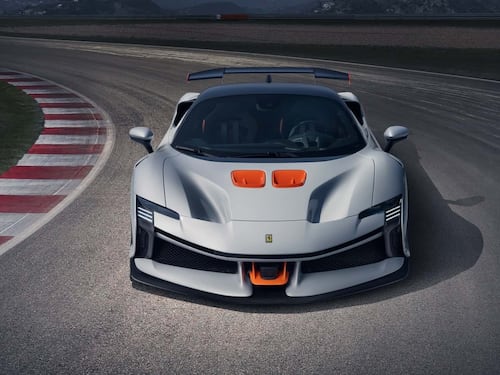 Ferrari SF90 XX, concentrato di prestazioni e tecnologia per la strada e la pista