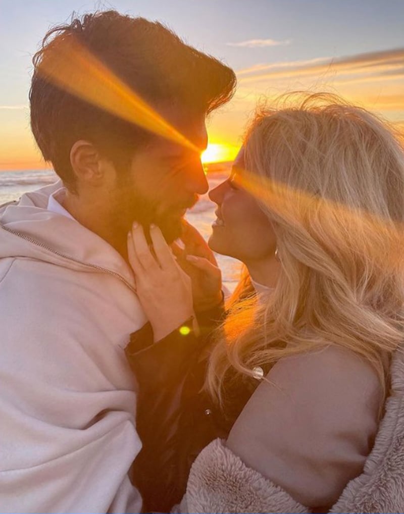 Diletta Leotta e Can Yaman, le foto più belle 5