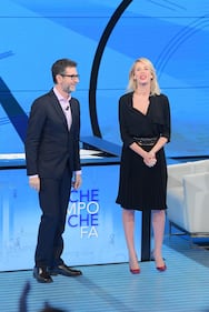 Alessia Marcuzzi, le gambe più lunghe della televisione italiana 25