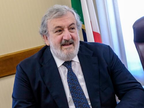 Emiliano, secondo appalto ai fratelli