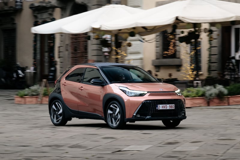 Nuova Toyota Aygo X Hybrid: guarda la gallery 7