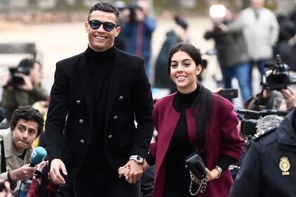Cristiano Ronaldo e Georgina Rodriguez a Madrid: ecco gli scatti della coppia 2