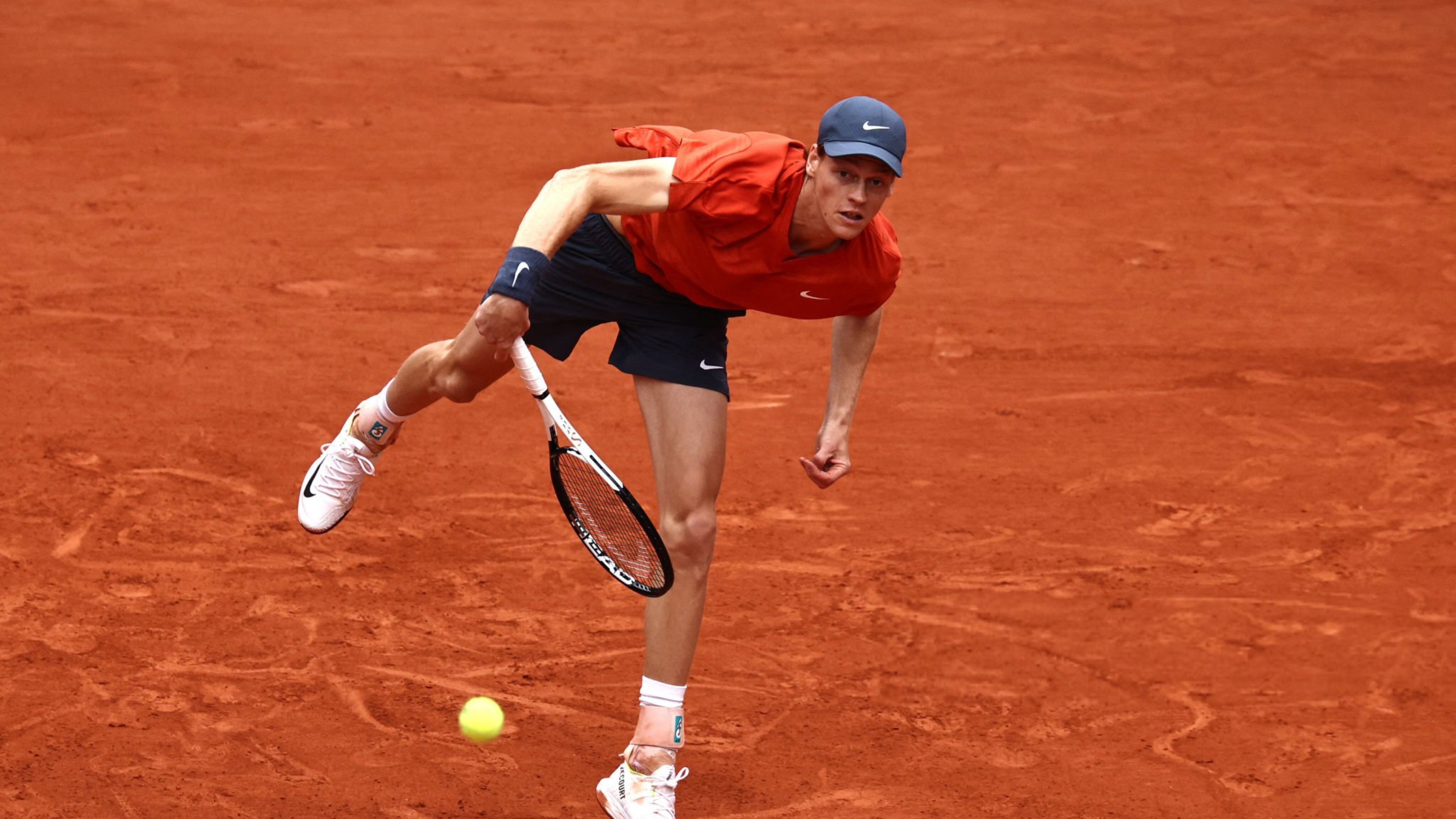 Roland Garros, rientro vincente per Sinner: Eubanks battuto in 3 set. Ora Gasquet