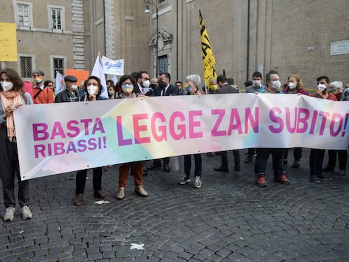 Via la censura e il nodo scuola. Ecco la "contro-legge" leghista