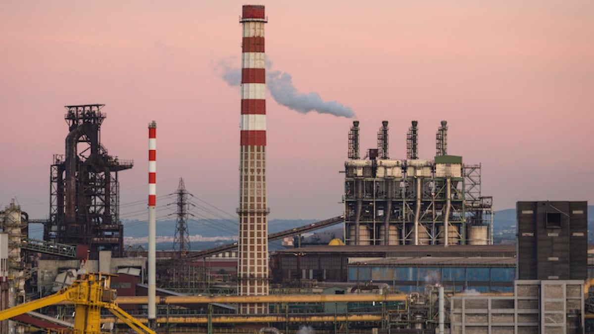 I fondi per le famiglie dell'Ilva? Usati per finanziare i festival anni '80