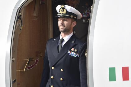 Salvatore Girone atterra a Roma 1