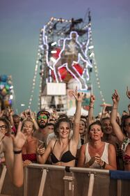 Grande successo per il "JovaBeach Party" 3