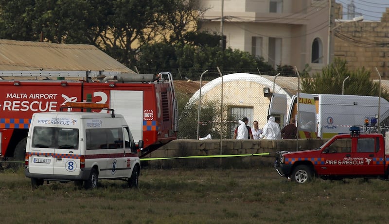 Malta, aereo di sorveglianza doganale francese si schianta nell'aeroporto La Valletta 3