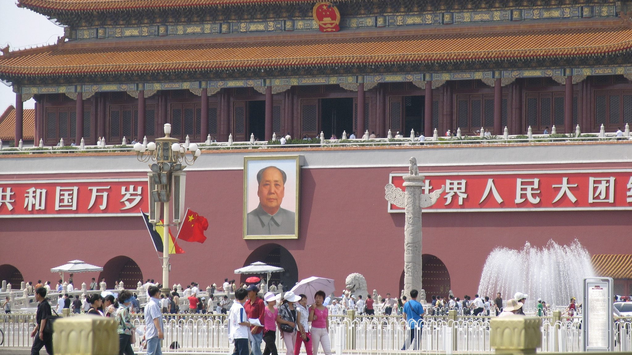 Le donne di piazza Tienanmen «Il nuovo leader è come Mao»
