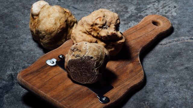 Il Bianco e l'Uncinato, a dicembre da "DaV" trionfa il tartufo