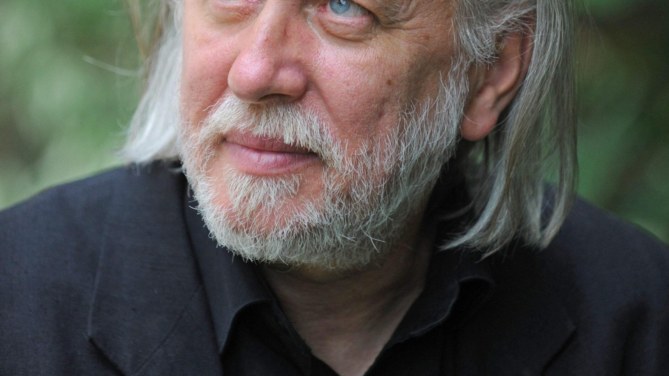 Nobel per la Letteratura all'ungherese Krasznahorkai. "Opera avvincente e visionaria"
