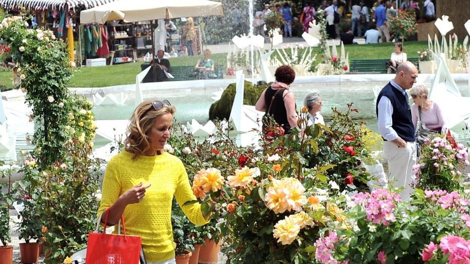 Tra colori e profumi con i fiori di Orticola si dimentica la città
