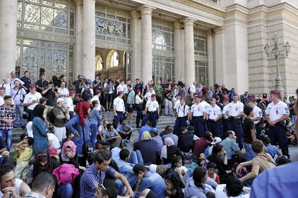 Budapest, gli immigrati prendono d'assalto la stazione 19