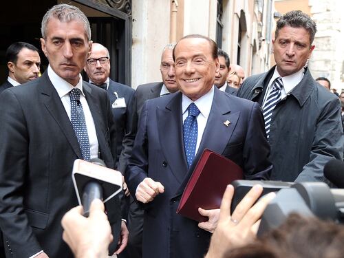 Berlusconi: "Mi ricandiderò alle elezioni"