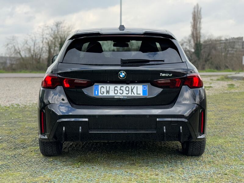 BMW Serie 1 2025: guarda la gallery della nuova berlina compatta premium 19