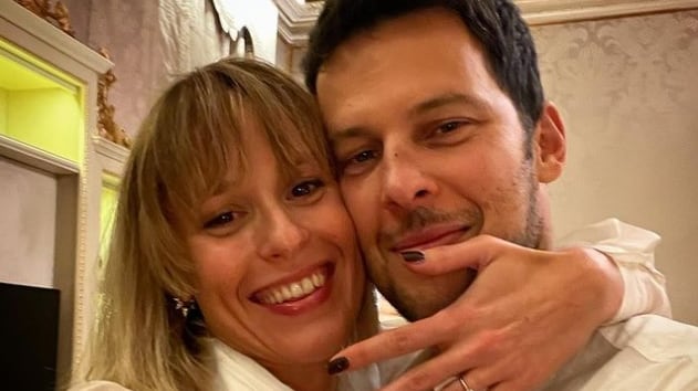 "Non ci sono le condizioni". La Pellegrini rinvia le nozze