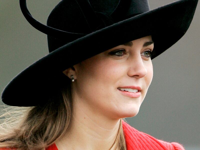 Kate Middleton, le foto della futura principessa 9