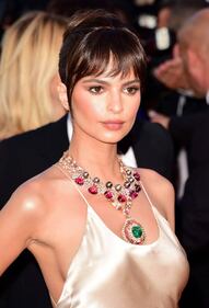 Emily Ratajkowski, lato b esplosivo per l'estate 18