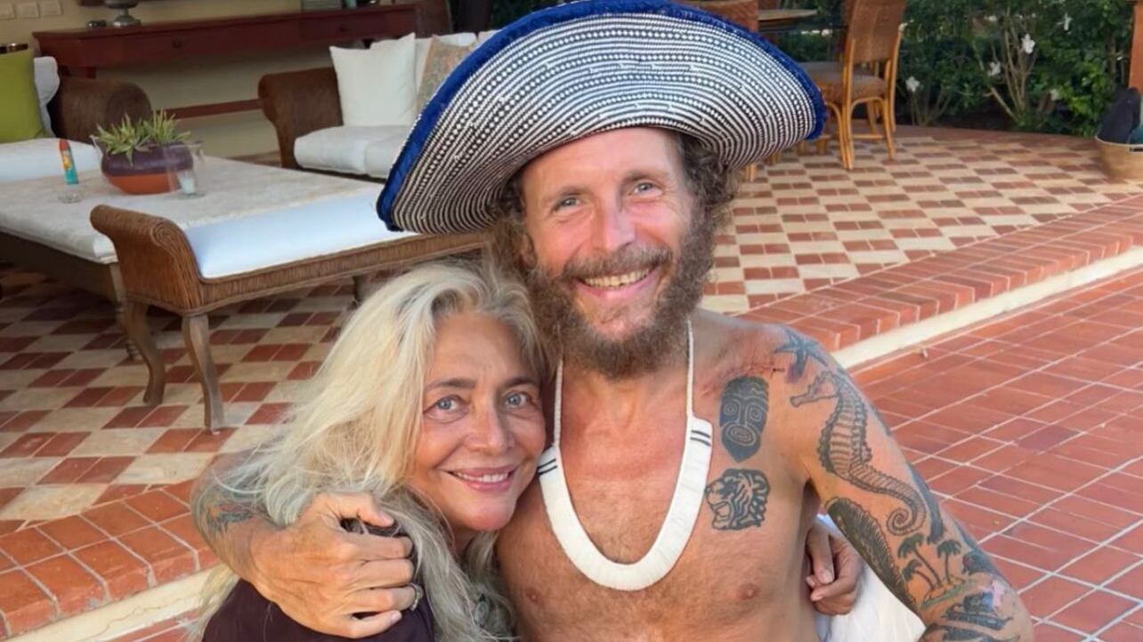 Mara Venier e Jovanotti fanno "coppia" ai Caraibi: la foto dopo l'incidente