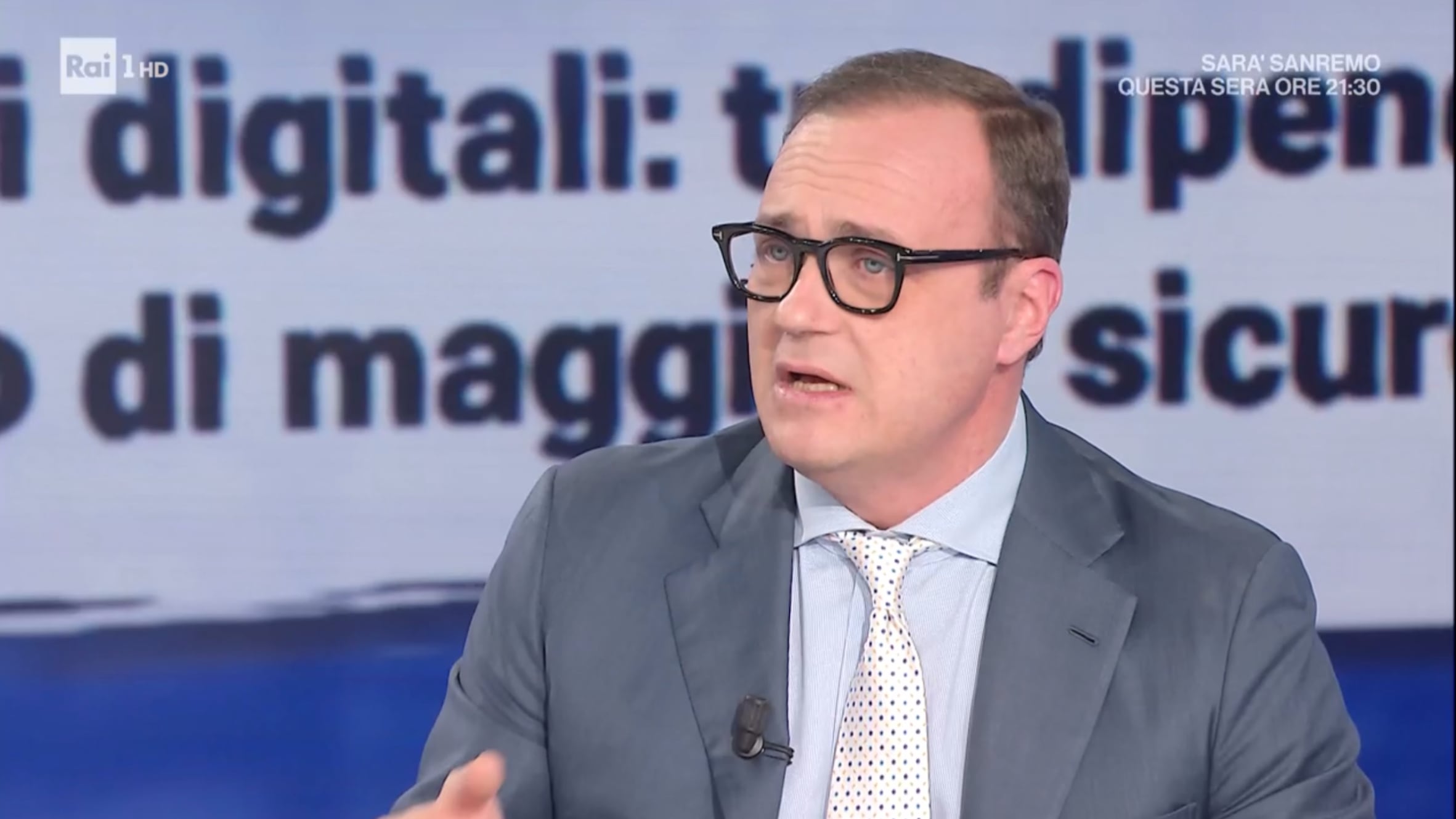 Odio online, Tommaso Cerno a Domenica In: "Io non leggo nemmeno più i social, ho caterve di insulti"