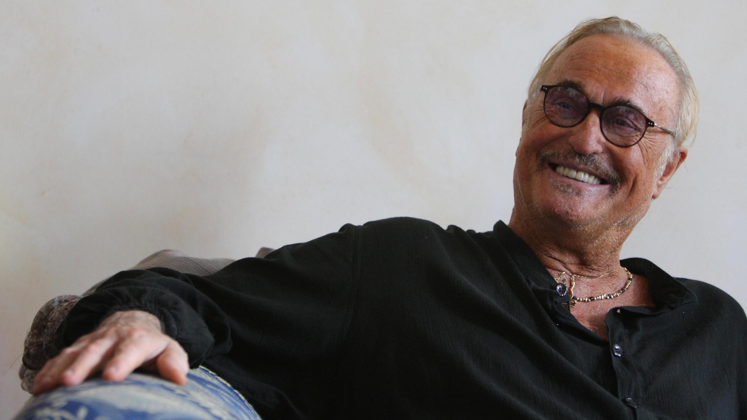 Un poeta trascurato. A un anno dalla morte ecco il vero Califano