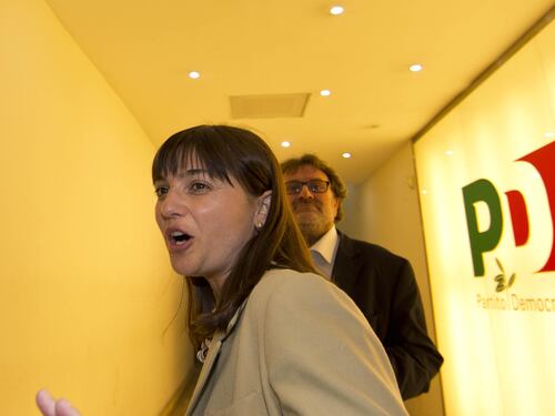 Il team di Renzi detta l'agenda: reddito minimo e giustizia. Si sentono già a Palazzo Chigi