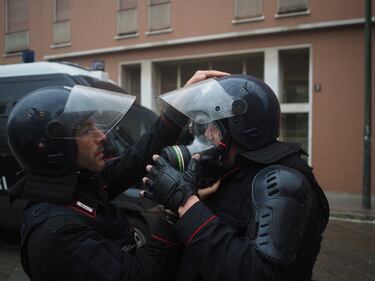 La violenza degli anarchici 6