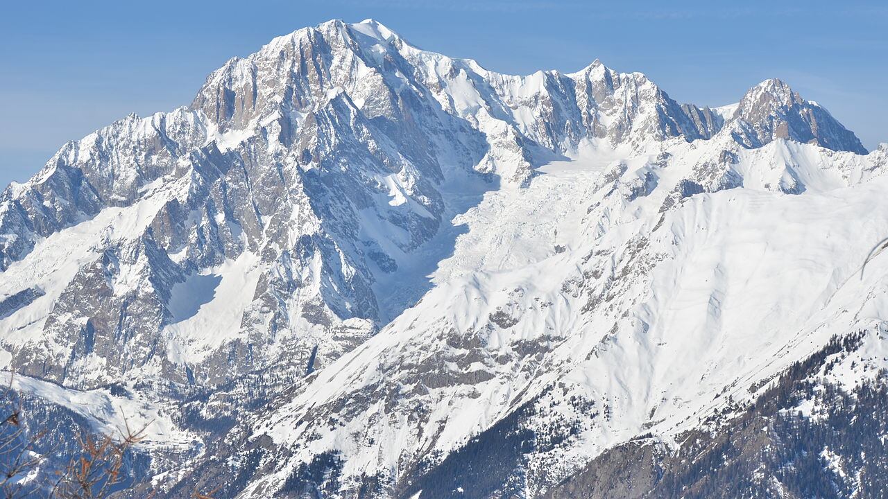 Tragedia sul Monte Bianco, morto uno scialpinista piemontese