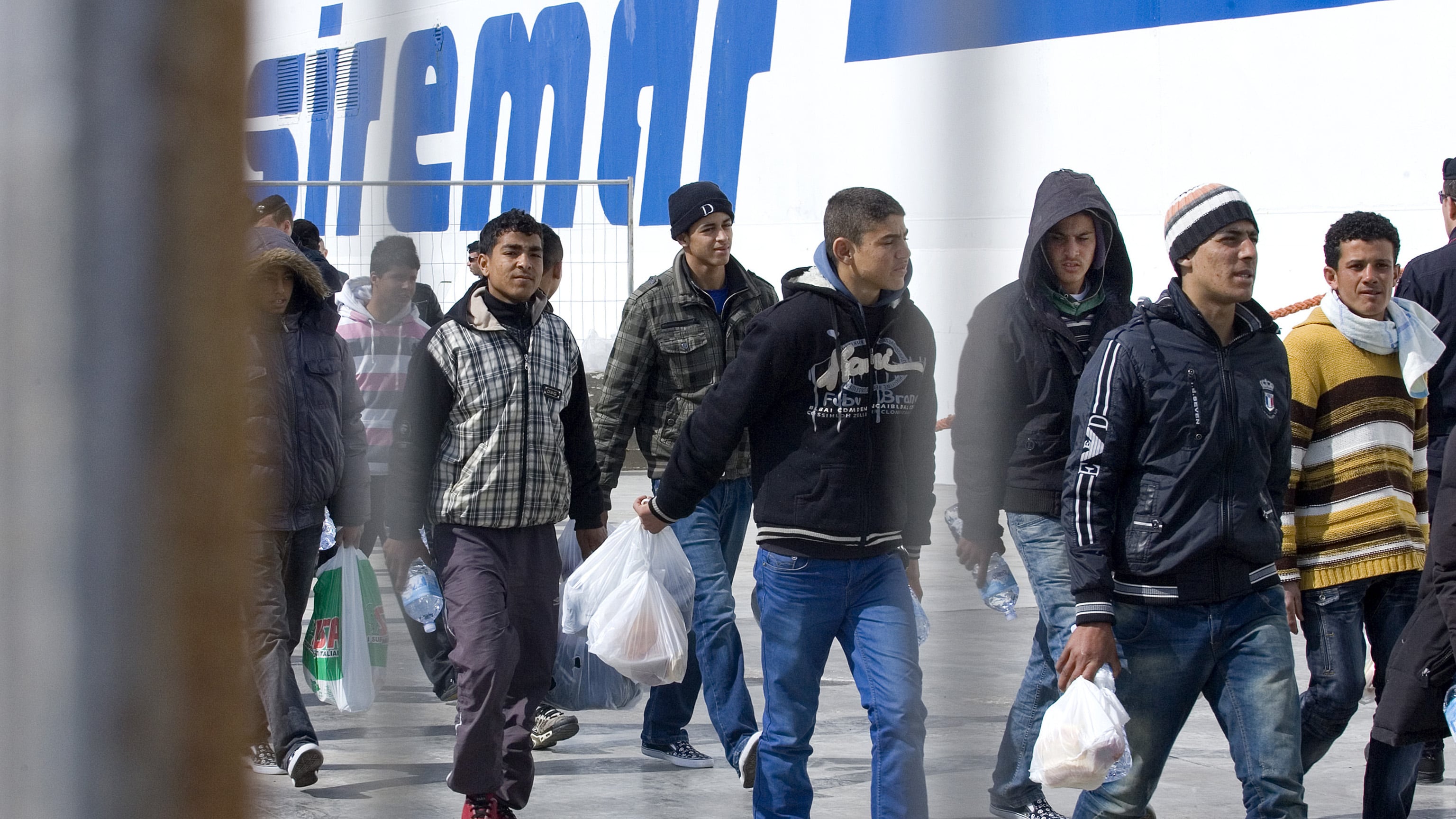 Profughi, dopo il Veneto, si ribella la Campania