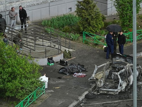 Autobomba, ucciso un generale russo. Il Cremlino: "Opera degli 007 ucraini"
