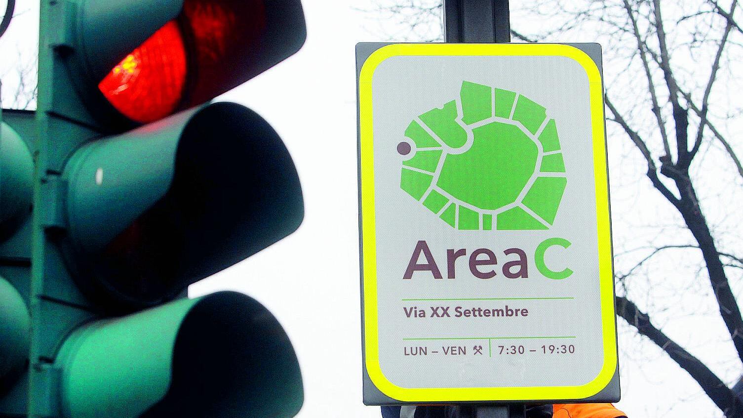 Gli artigiani: «L'Area C? È una tassa per lavorare»