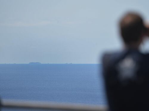 Dalla costa di Genova si vede già la Concordia