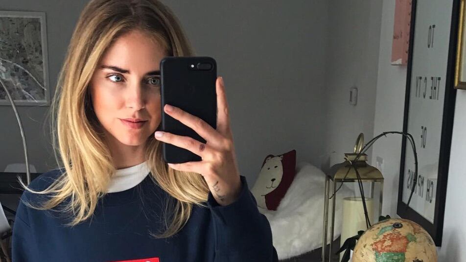 Concorrenza, arriva la tassa pure sui selfie della Ferragni