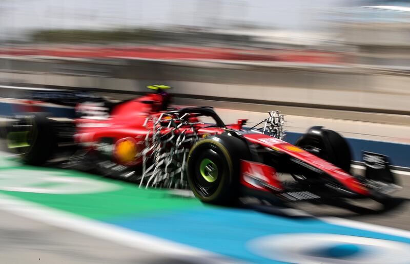 Formula 1, primo giorno di test in Bahrain: le immagini più belle 1