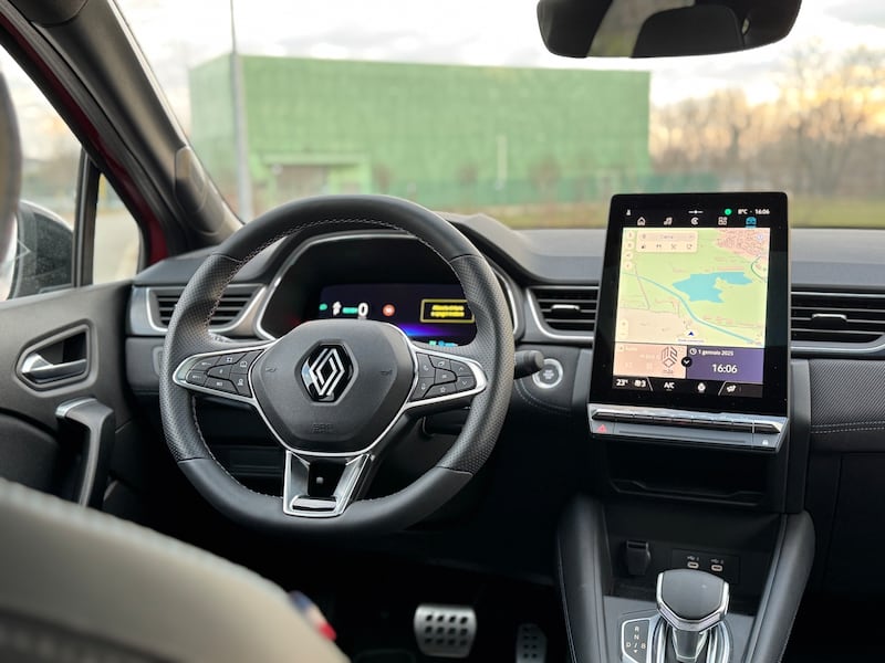 Renault Captur E-Tech 2025: guarda la gallery del B SUV ibrido 18