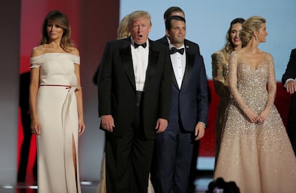 Melania e Ivanka Trump: moglie e figlia del presidente 11
