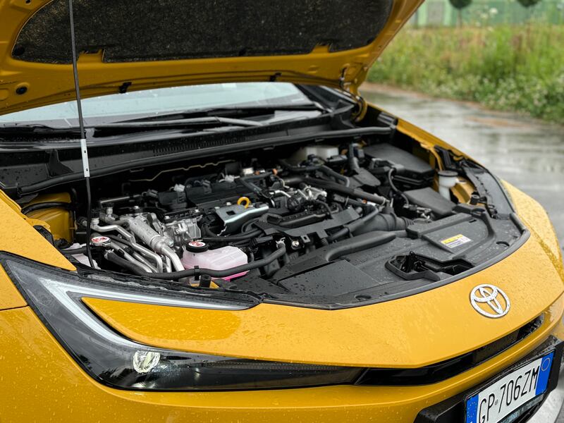 Toyota Prius 2024: guarda la gallery della nuova plug-in con 230 CV 20