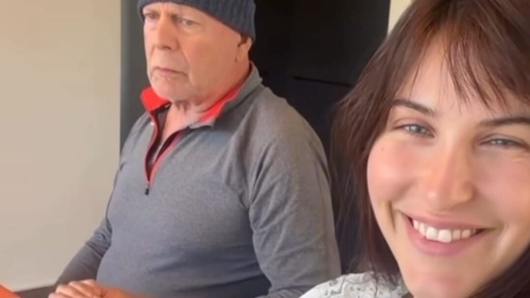 “Mano nella mano...”. L'amore della figlia Scout per Bruce Willis
