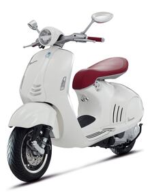 Vespa 946 4