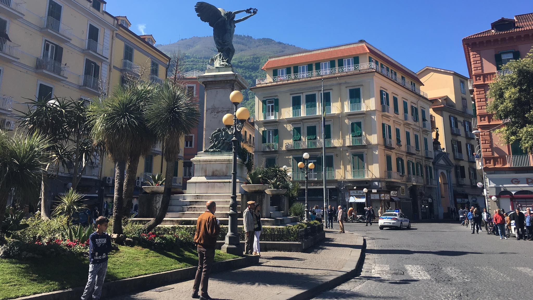 Scioglimento Comune di Castellammare: "Il sindaco testimone al matrimonio di un camorrista"