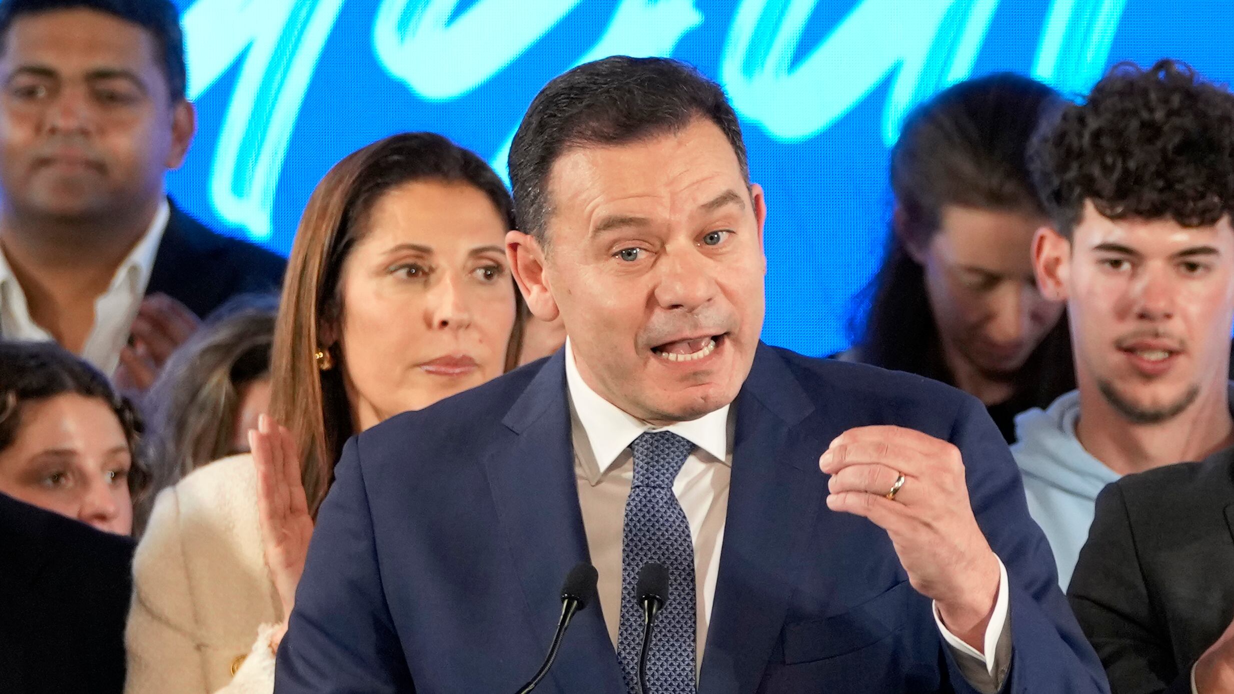 Portogallo, cade il governo. Montenegro non passa l'esame della fiducia in Parlamento