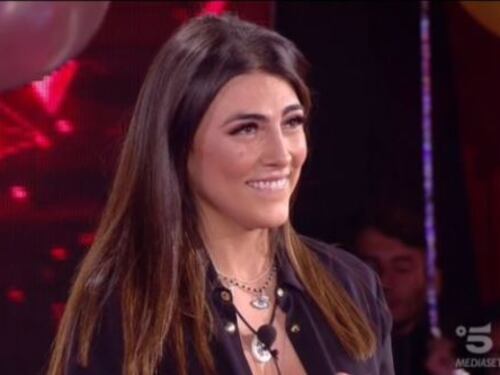 Gf Vip, Giulia Salemi: "Monte, sono ubriaca e ti dico che avevo una cotta per te"