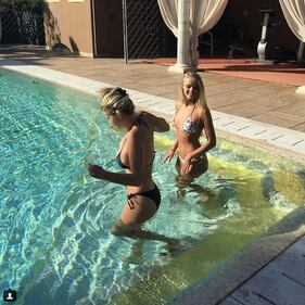 Mercedesz Henger, costume hot su Instagram 18