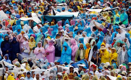 Manila, 7 milioni di fedeli alla Messa del Papa 11