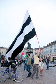 Juventus, anche i tifosi fanno festa: ecco tutte le immagini 7