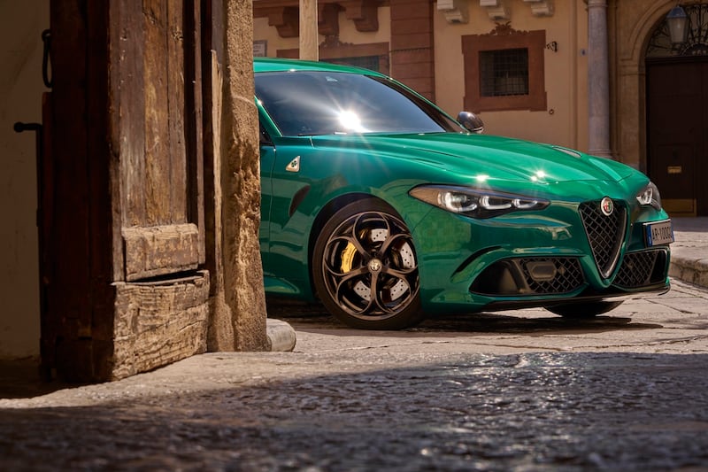 Nuova Alfa Romeo Giulia Quadrifoglio 2023: guarda la gallery della super berlina italiana 9