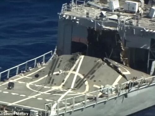 La fregata inaffondabile: 12 ore di bombardamenti per andare a picco