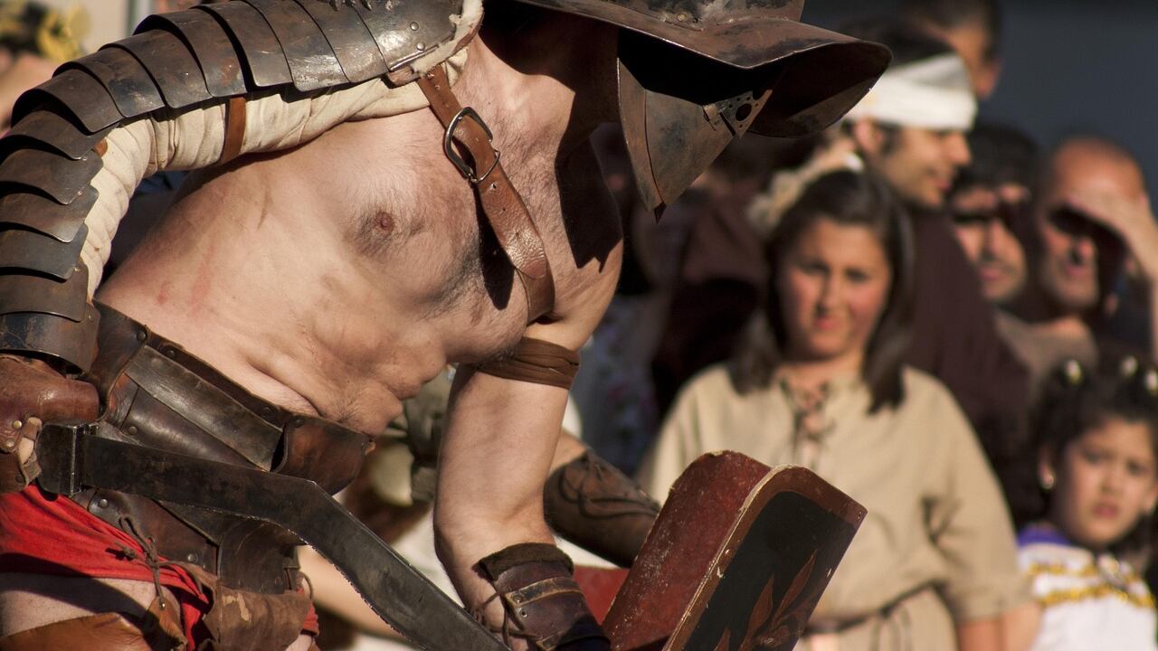 Ritrovate per la prima volta le ossa di un gladiatore sbranato da un leone