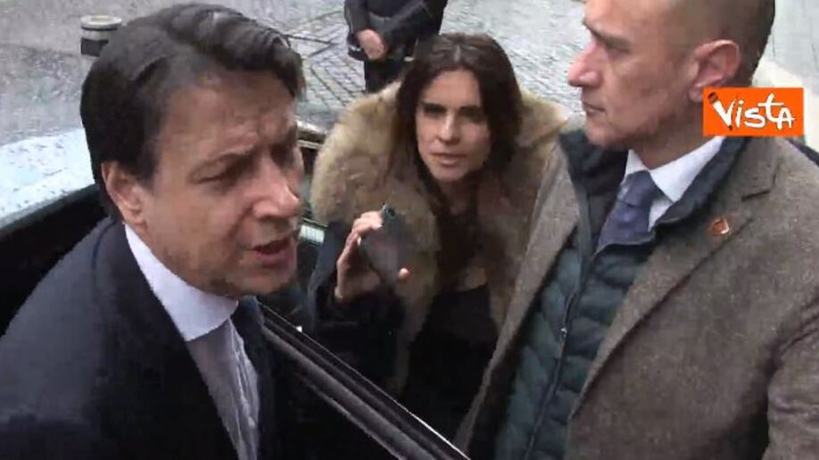 Conte sbotta: "Questo Renzi? È un senatore..."